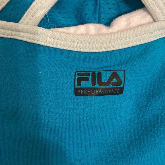 🔥2/$15 Fila Workout Top - Picture 11 of 14